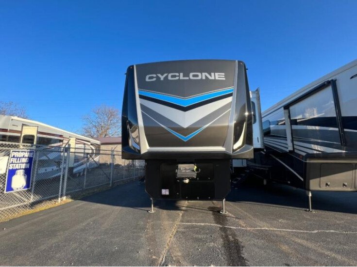 Thumbnail Photo undefined for 2023 Heartland Cyclone 4006